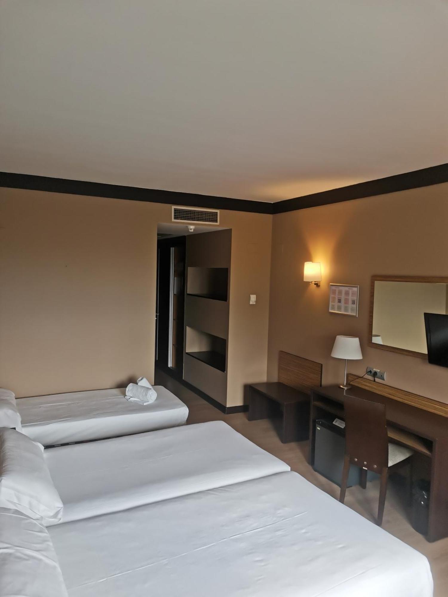 Aparthotel Attica 21 Valles Sabadell Luaran gambar