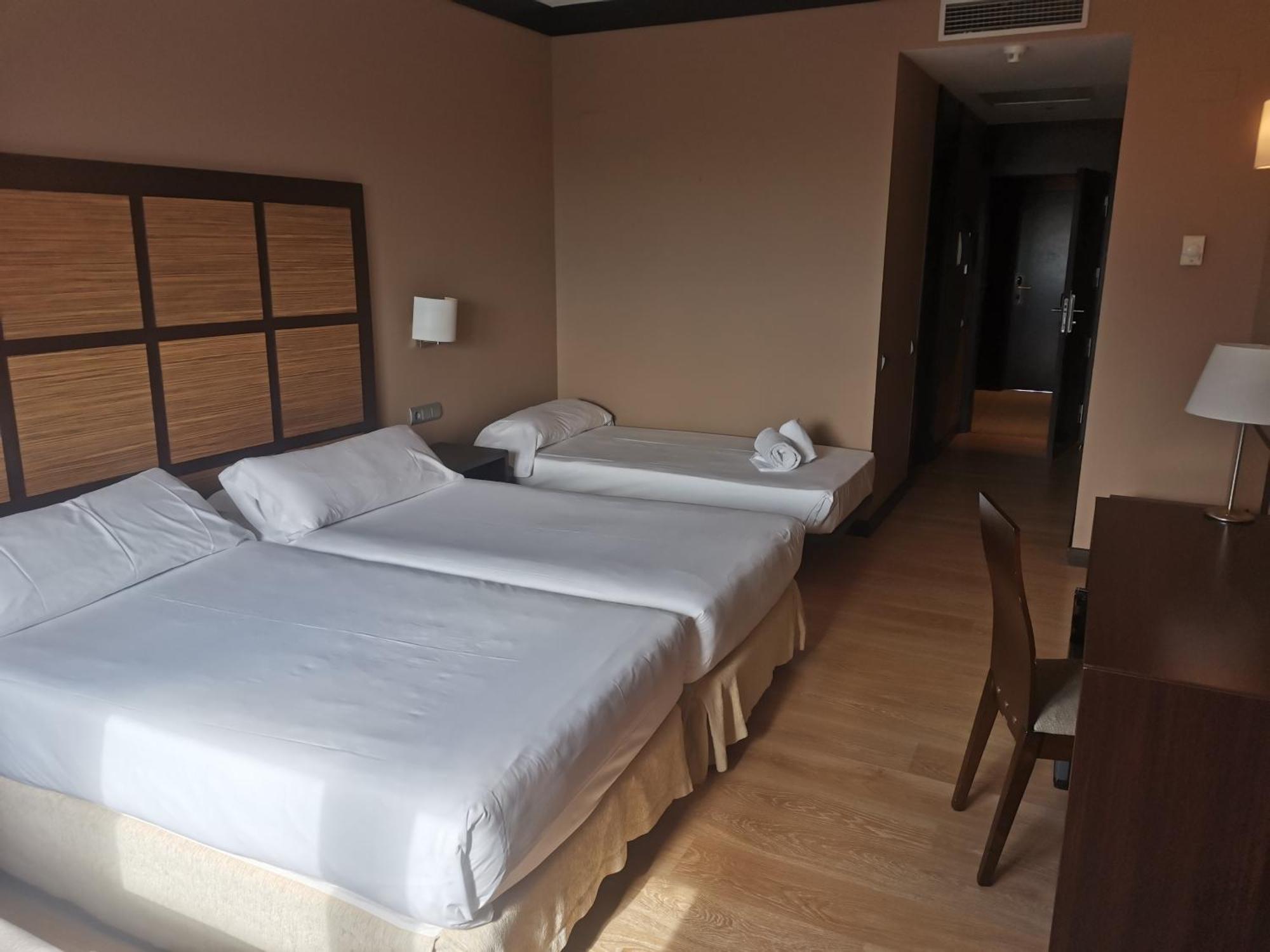 Aparthotel Attica 21 Valles Sabadell Luaran gambar